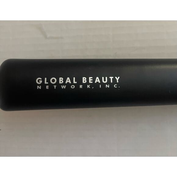 CHI Original Ceramic Hairstyling Iron - Picture 6 of 6